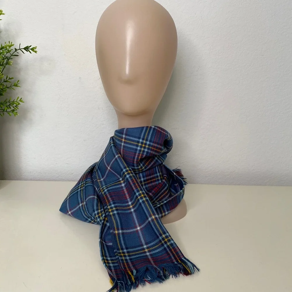 Highlander Collection by Lochcarron Blue Tartan Plaid 100%‎ Wool Scarf Scotland